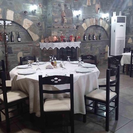 Hotel Kaceli Berat Esterno foto