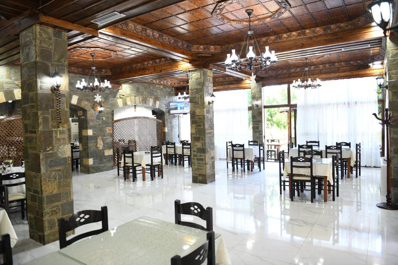 Hotel Kaceli Berat Esterno foto