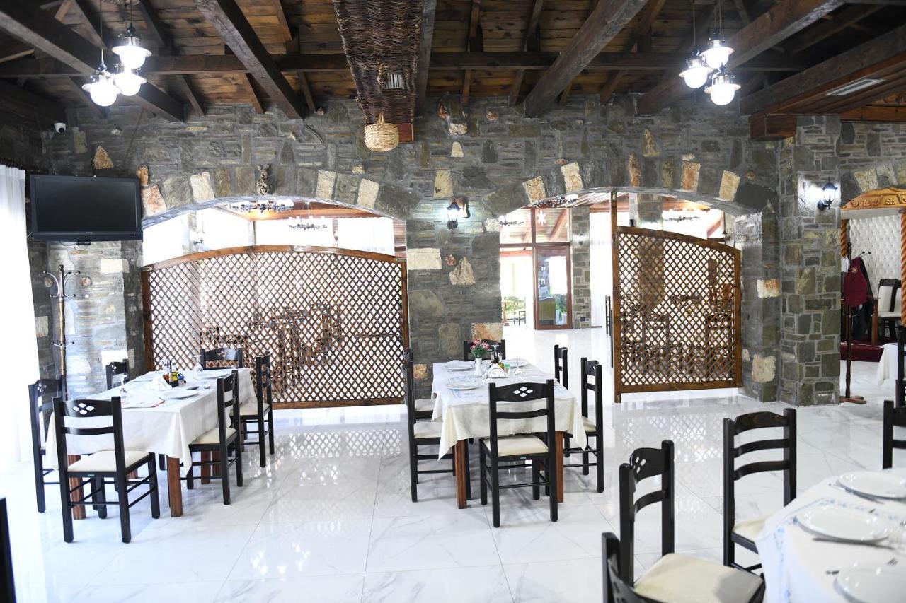 Hotel Kaceli Berat Esterno foto