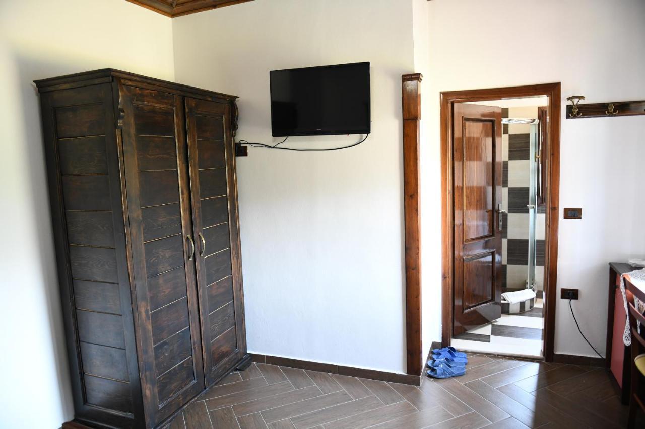 Hotel Kaceli Berat Esterno foto
