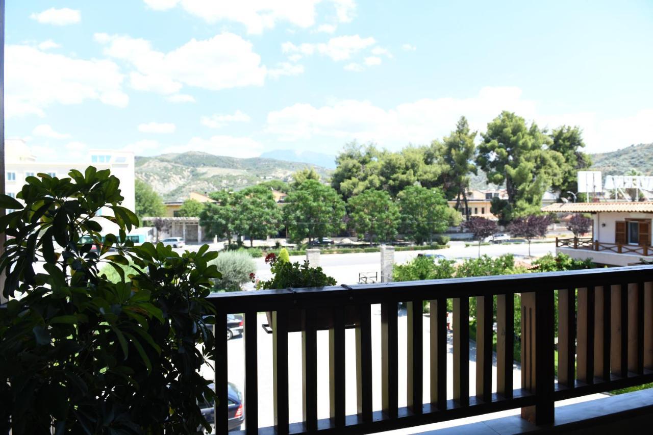 Hotel Kaceli Berat Esterno foto