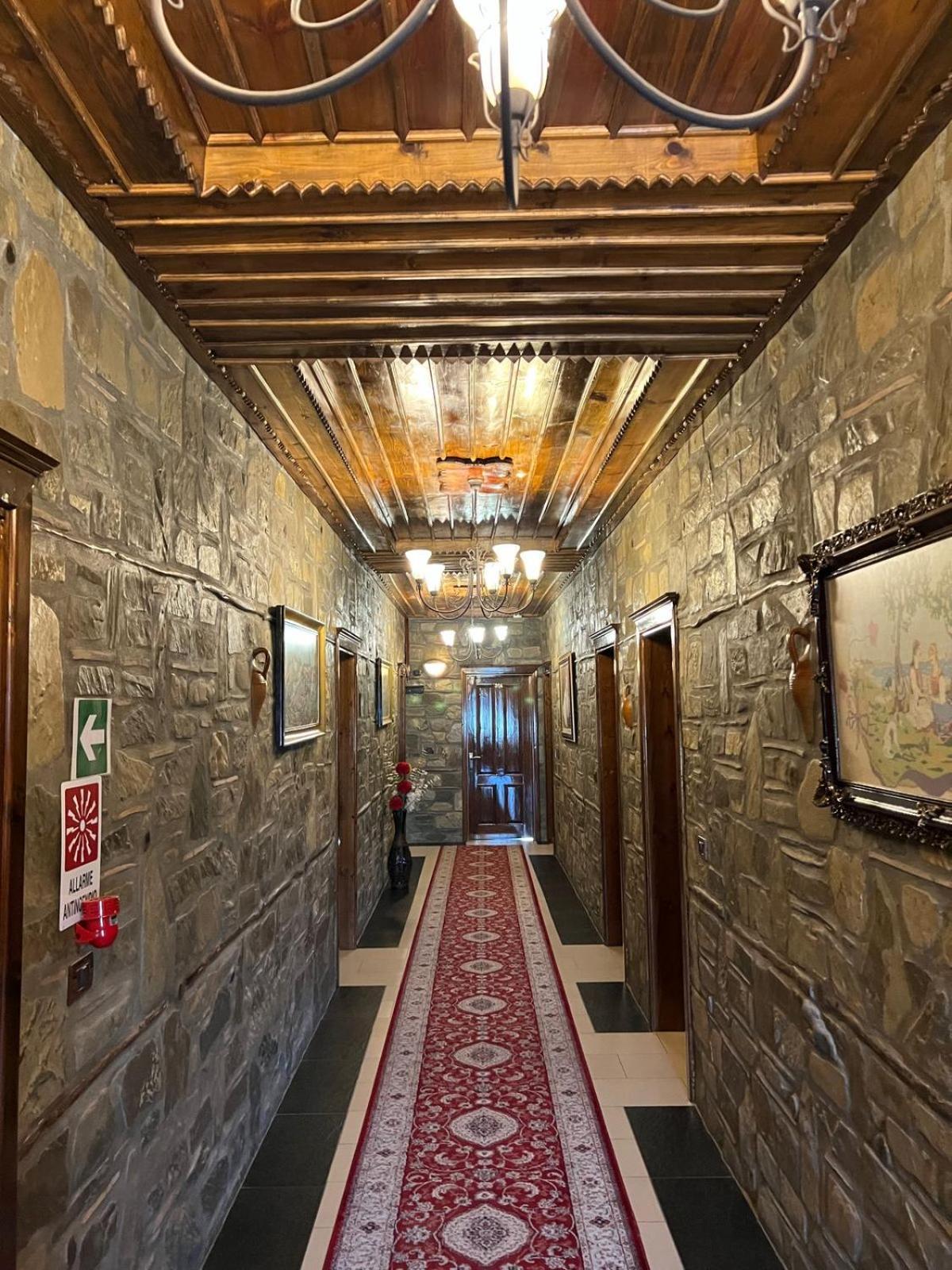 Hotel Kaceli Berat Esterno foto