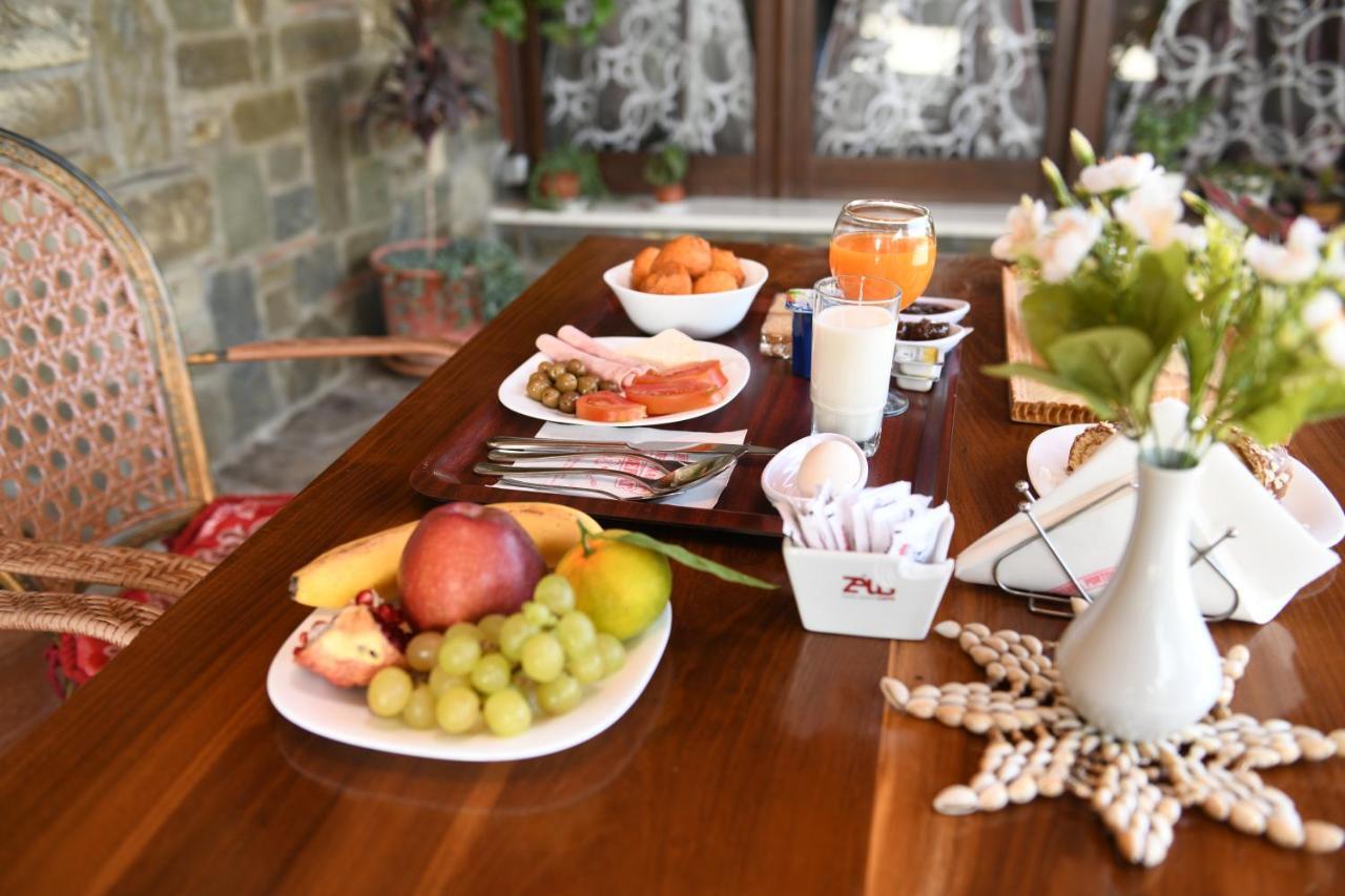 Hotel Kaceli Berat Esterno foto